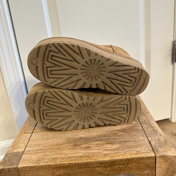 UGG Classic Ultra Mini Platform Boot in Chestnut Size US 9 - Picture 10 of 15